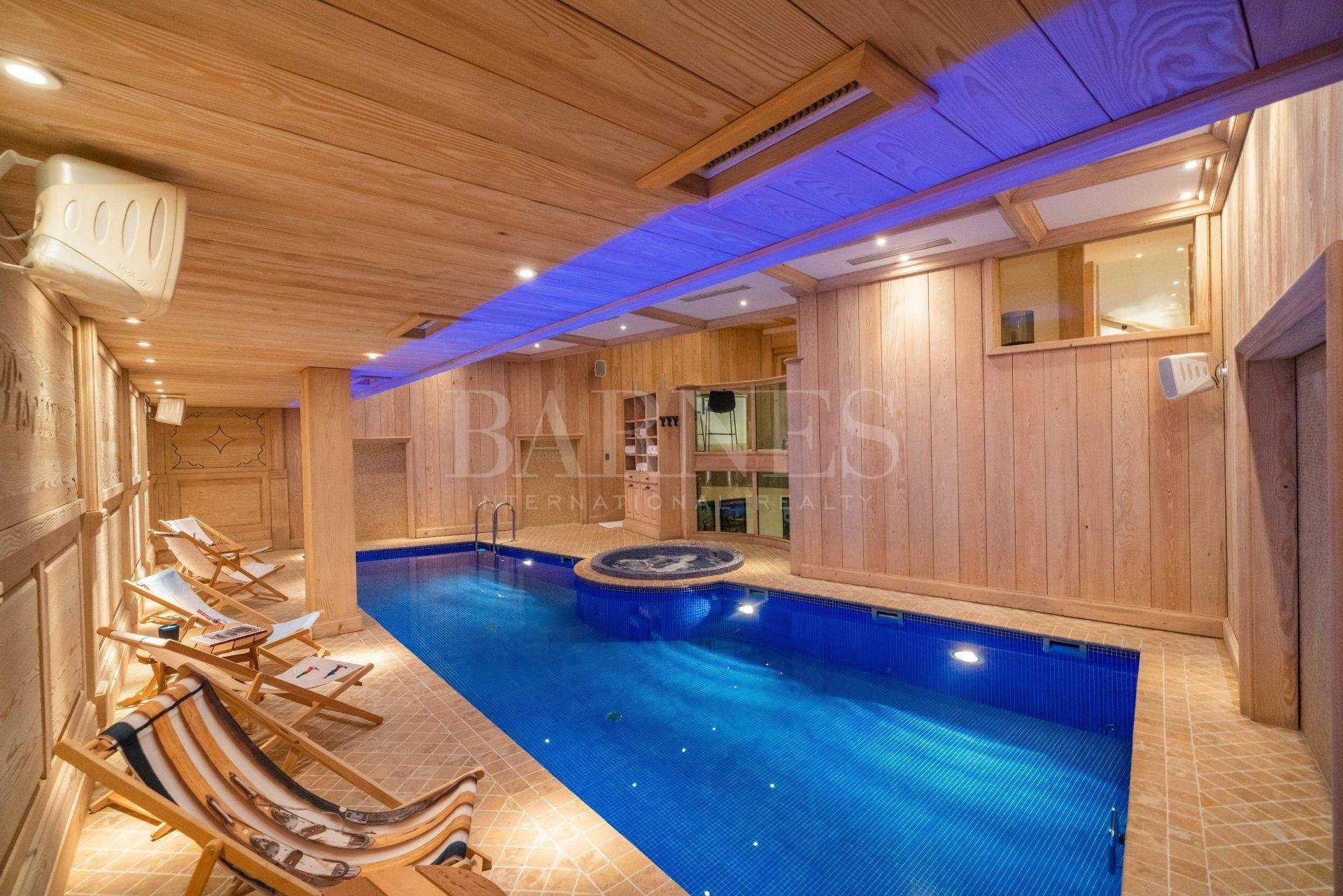 Chalet Courchevel  -  ref 6469618 (picture 1)