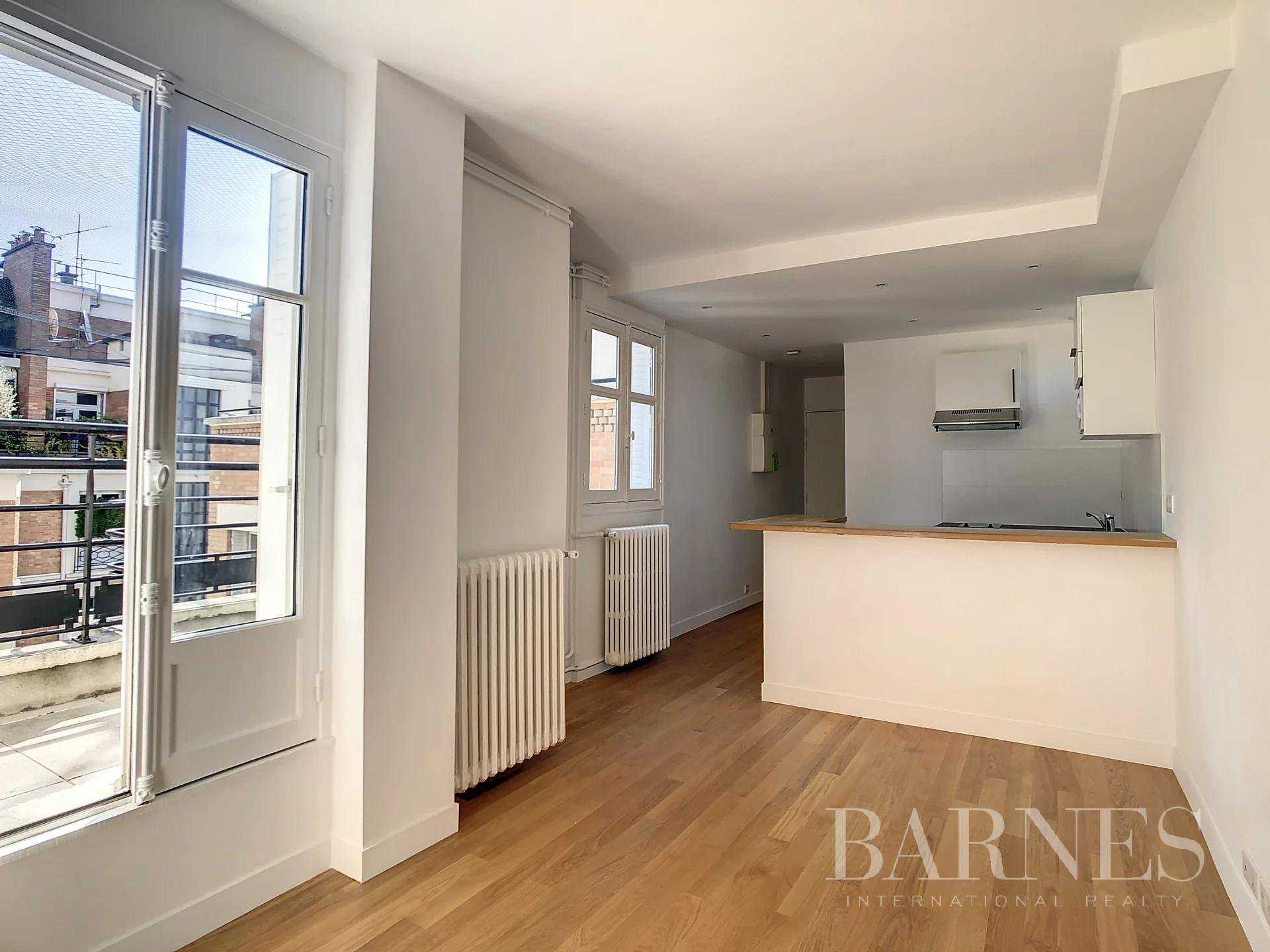Studio Paris 75016